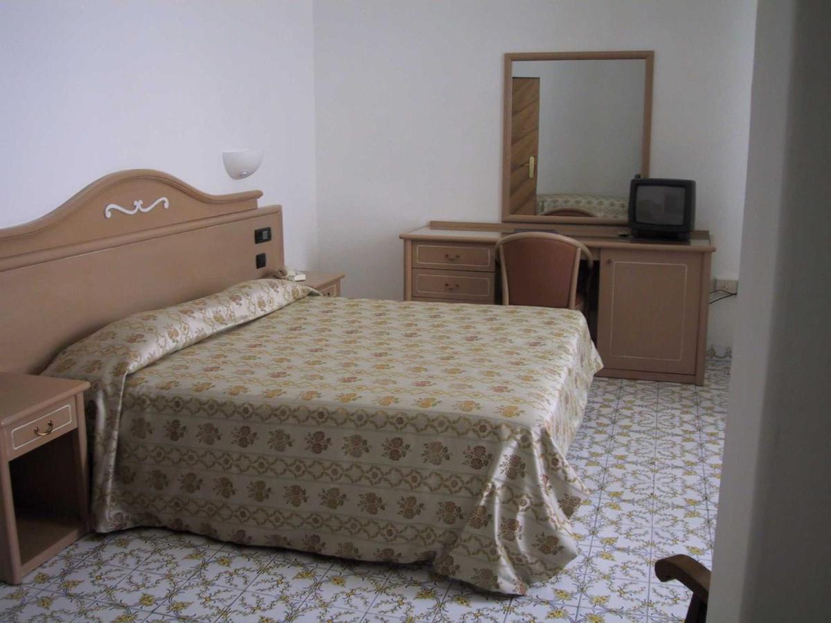 Hotel Imperial Ischia Zimmer foto